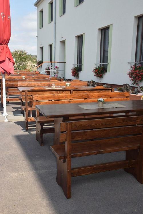 Jeleni Farma Jecmeniste Otel Vrbovec Dış mekan fotoğraf